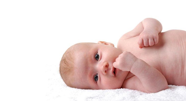 La-importancia-de-los-primeros-cuidados-de-la-piel-del-bebé